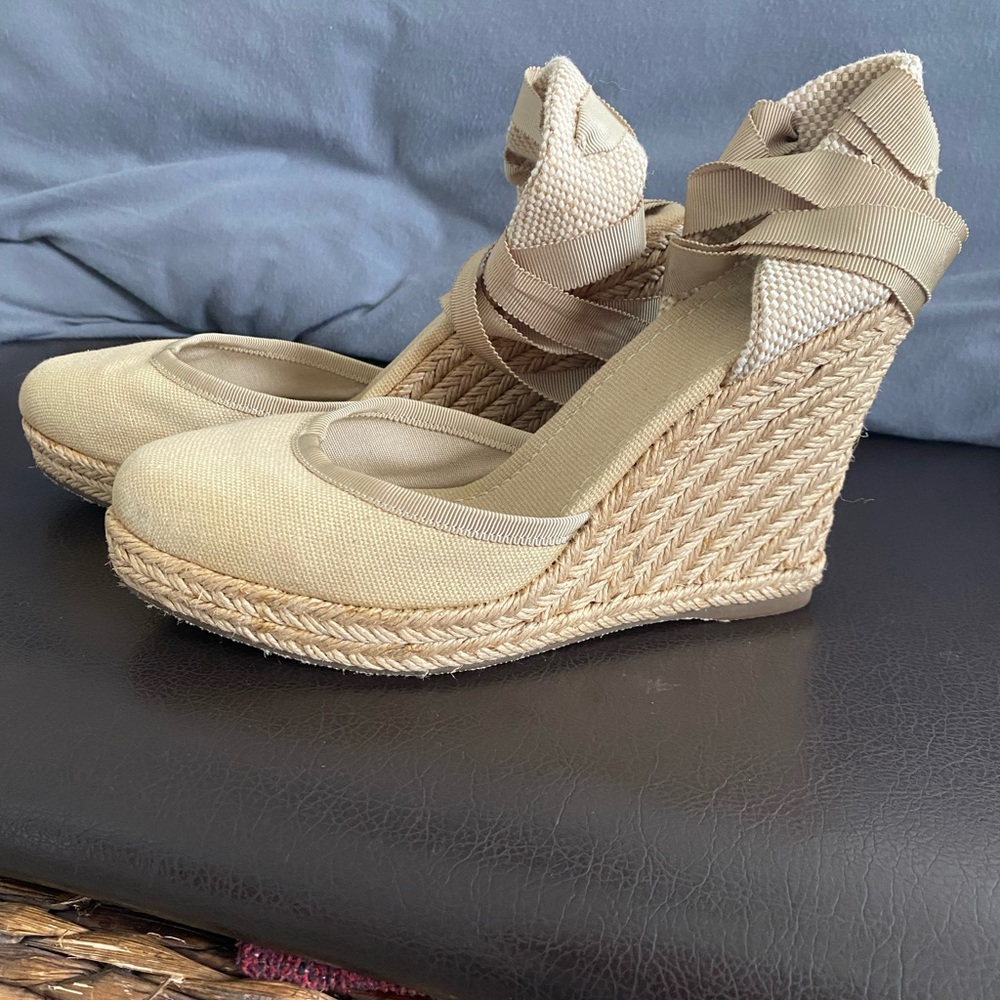 Aldo Womens Beige Wrap Wedge Sandals sz 7.5